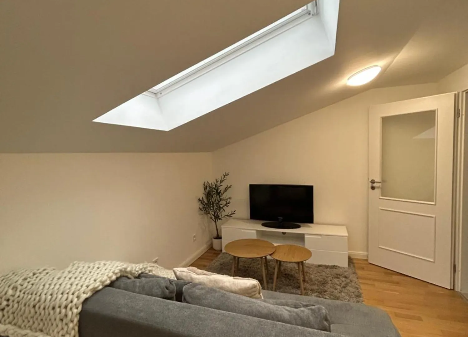 Modern Flat In Iconic Location Lägenhet Prag