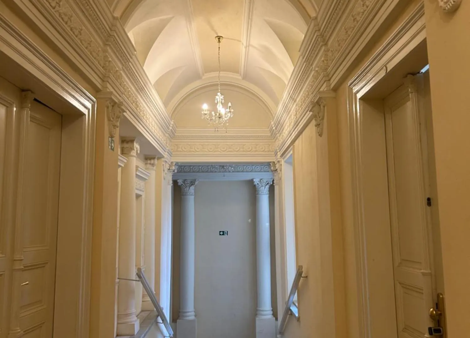 Modern Flat In Iconic Location Lägenhet Prag Tjeckien