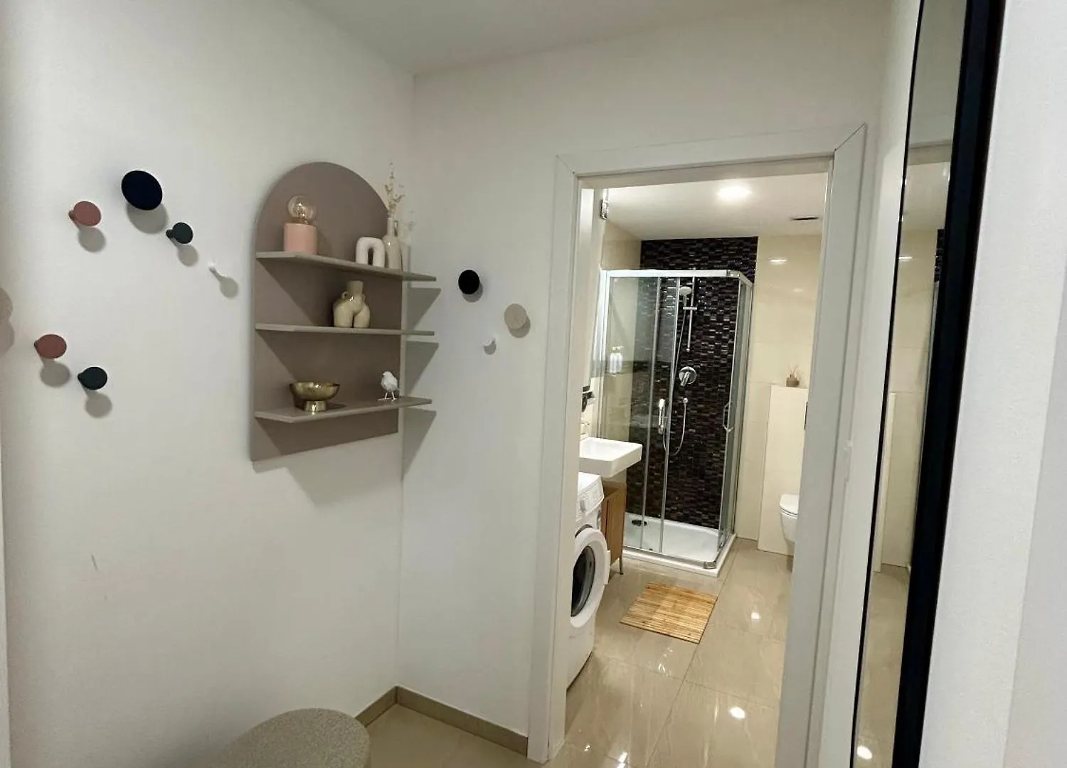 Modern Flat In Iconic Location Apartment Prague